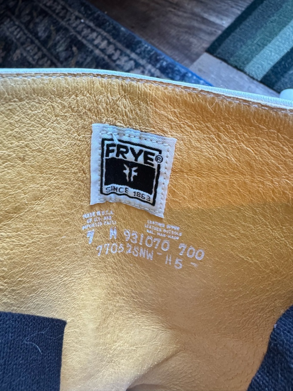 Vintage Frye White Pebbled Leather Mid-Calf Campus Heeled Boots | Made in USA 🇺🇸 - Picture 15 of 15